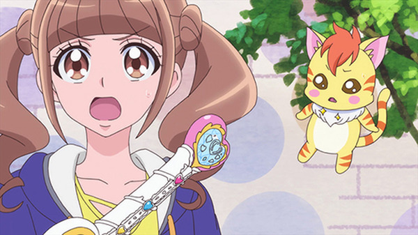 シンドイーネを発見し、キュアスパークルに変身するひなただったが――TV