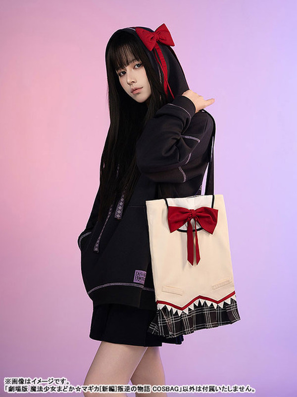 まどか☆マギカ」まるで見滝原中学校の制服？ 魔法少女気分になれそう