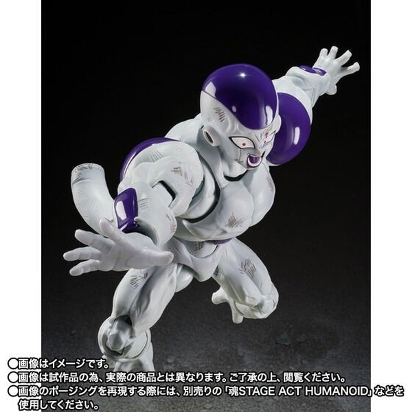 私の戦闘力は53万です”「ドラゴンボールZ」フルパワー状態のフリーザが