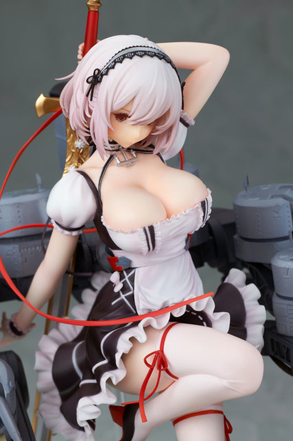 アズールレーン」グラマラスなボディと凛々しい表情に釘付け