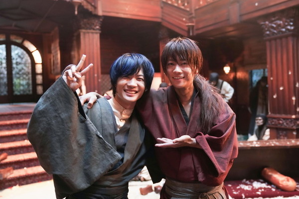 るろうに剣心 最終章 佐藤健 神木隆之介 サプライズ共演の舞台裏が明らかに メイキング映像 オフショット公開 超 アニメディア