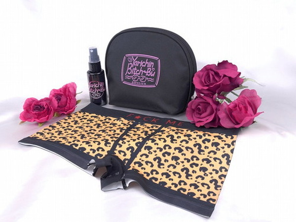 ヤリチン☆ビッチ部』より「百合くんのくんかくんかパンツセット」が