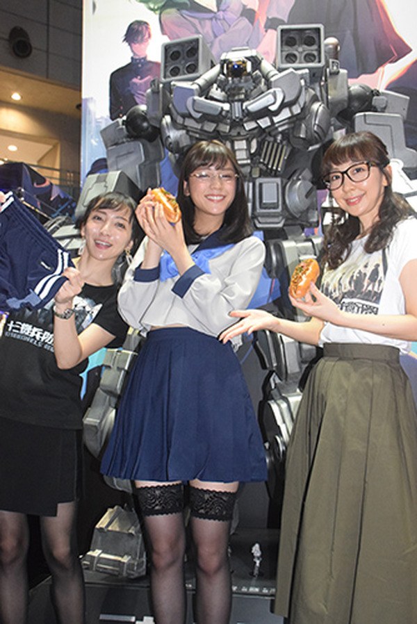 十三機兵防衛圏 スペシャルステージに松澤千晶 磯村知美 貴島明日香が登壇 貴島の眼鏡 制服姿を出演者が絶賛 イベント後コメントも掲載 超 アニメディア