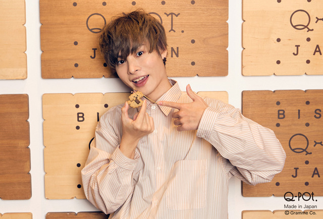 Q Pot 岡本信彦 コラボが食べちゃいたいくらい可愛い 焼き立てビスケットの Nobupoo アクセ グッズが登場 超 アニメディア