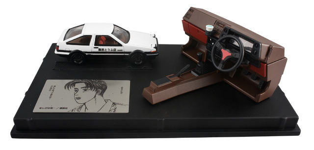 「トミカプレミアムunlimited STEERING VIEW 頭文字D AE86 トレノ（第１巻仕様）」