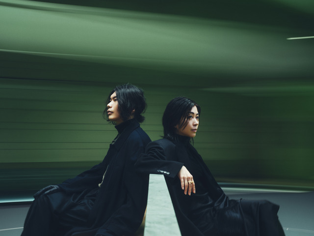 米津玄師, 宇多田ヒカル　アーティスト写真　