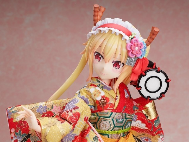 「吉徳×F:NEX トール -日本人形- 1/4スケールフィギュア」157,300円（税込）（C）クール教信者／双葉社