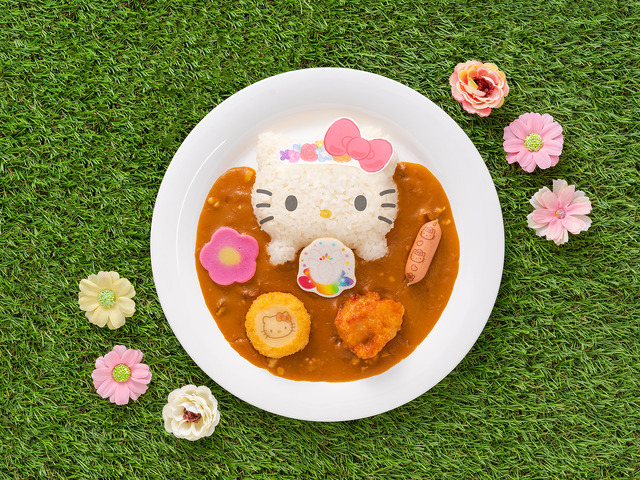 「Flower Puroland」ハローキティモチーフの「みんな なかよく」ピューロフラワーカレー（C）2023 SANRIO CO., LTD. TOKYO, JAPAN 著作 株式会社サンリオ