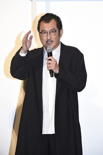 佐倉綾音 スクリーンがたくさんの 楽しい で溢れている 吉田鋼太郎 釘宮理恵と共にボイメン生ライブにも大興奮 劇場版 シンカリオン 完成披露上映会 レポート 4枚目の写真 画像 超 アニメディア