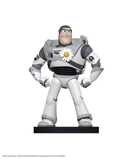 PEACEMINUSONE トイストーリー バズ アクションフィギュア ウッディやバズが400万円越えフィギュアに！「トイ・ストーリー」の