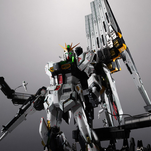 この精巧さに惚れ惚れ♪ 「機動戦士ガンダム 逆襲のシャア」νガンダム