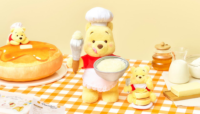 くまのプーさん」8月3日は“はちみつの日”！コック帽をかぶったプーさん