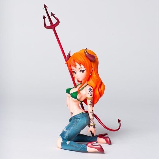 ワンピース30 ナミ 小悪魔 ワンピース」ナミがセクシーな小悪魔に♪アーティストデザイン