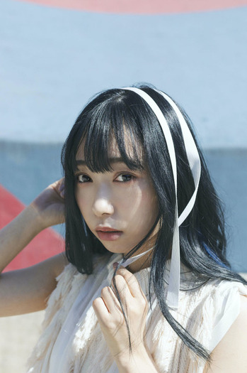 ラブライブ！」Aqours声優・小林愛香、2021年カレンダー発売