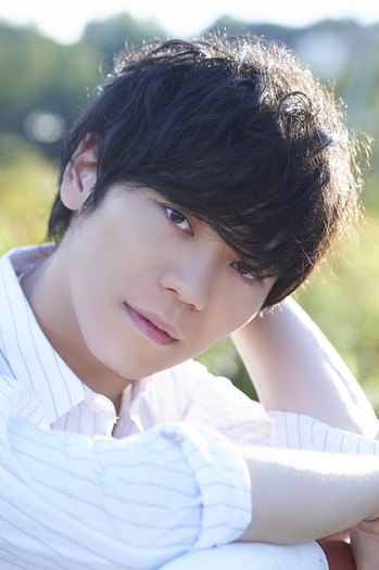 梅原裕一郎 古川慎ら声優の 写真集 に熱視線 個性あふれる4冊を紹介 男性声優編 8枚目の写真 画像 超 アニメディア