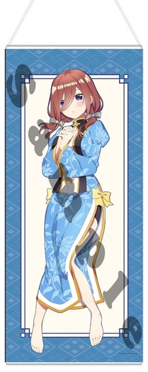 五等分の花嫁∬」五つ子の抱き枕カバーや等身大タペストリーが登場