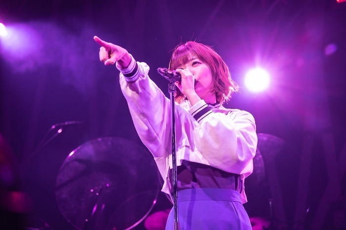 愛美、約6年ぶりとなるワンマンライブで披露した ふたつのデビュー曲