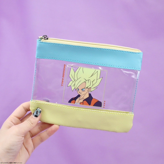 ドラゴンボール 悟空やベジータが私服姿に トートバッグやポーチ Iphoneケースが登場 8枚目の写真 画像 超 アニメディア
