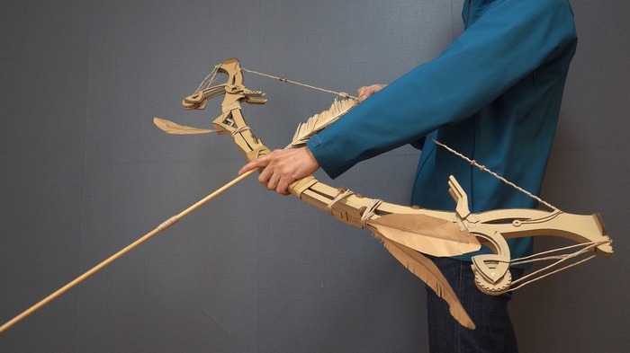 Horizon Forbidden West 主人公アーロイ役の声優 高垣彩陽インタビューと ダンボール工作クリエイター による弓矢アートが公開 7枚目の写真 画像 超 アニメディア Horizon Forbidden West 主人公アーロイ役の声優 高垣彩陽インタビューと ダンボール工作クリエイター による弓矢アートが公開 7枚目の写真 画像 超 アニメディア