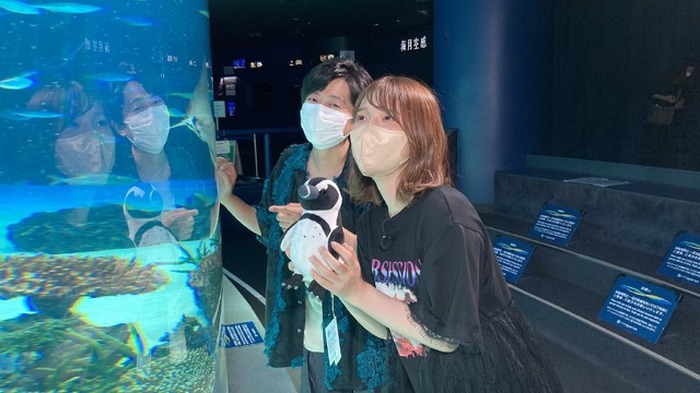 下野紘＆内田真礼が大赤面！ 夜の水族館で胸キュンセリフ披露で「はず