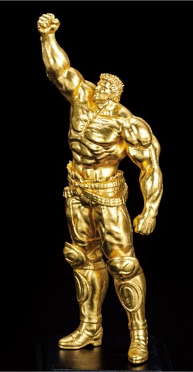 北斗の拳」ラオウ、2m50cmの黄金像を初展示！ 約320万円の純金像
