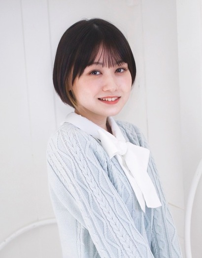 夏アニメ「うちの会社の小さい先輩の話」詩織里先輩（CV.立花日菜）の