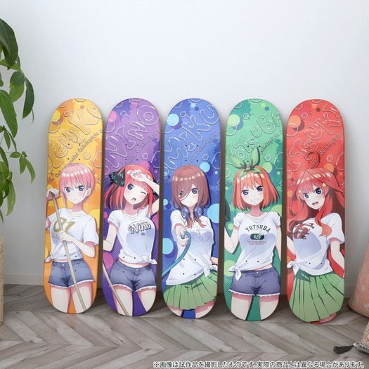 アニメイト限定　五等分の花嫁スケートボードデッキ　中野三玖 五等分の花嫁」三玖や四葉、中野家の五つ子を大胆デザイン♪ スケート