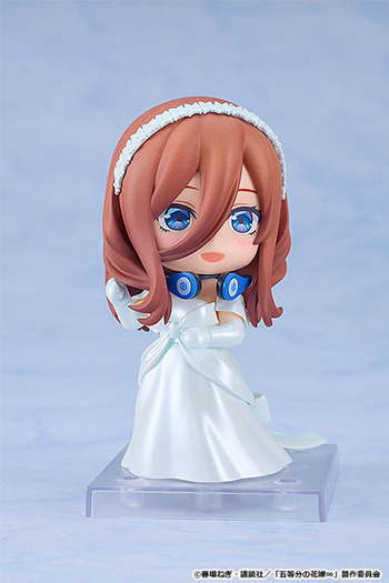 五等分の花嫁」“ぷくー顔”も可愛い♪ 三玖がウエディングドレス姿で