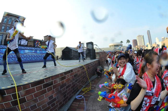 劇場版 One Piece Stampede 完成記念 一日限りの 海賊オールスター万博 に豪華ゲスト 麦わらの一味 声優陣がユニバーサル スタジオ ジャパンに集結 6枚目の写真 画像 超 アニメディア 劇場版 One Piece Stampede 完成記念 一日限りの 海賊オールスター万博 に豪華ゲスト 麦わらの一味 声優陣がユニバーサル スタジオ ジャパンに集結 6枚目の写真 画像 超 アニメディア