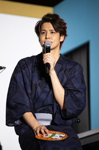 Tvアニメ ちはやふる3 イベントに瀬戸麻沙美 宮野真守が浴衣で登壇 第３期のop Edテーマをライブ披露 7枚目の写真 画像 超 アニメディア