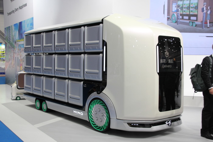 メーカー担当者の独占コメントあり 内田真礼 内田雄馬の姉弟が共演した新作アニメが 東京モーターショー19 日野自動車ブースで公開 4枚目の写真 画像 超 アニメディア