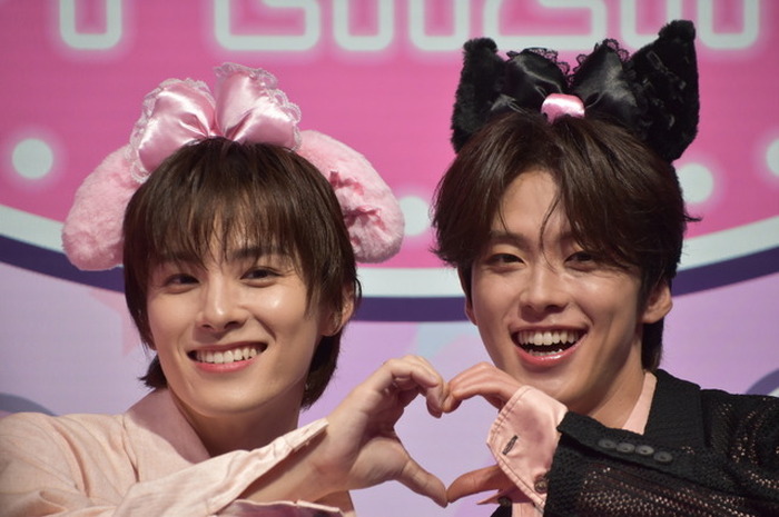 JO1川西拓実＆河野純喜がマイメロ＆クロミにメロメロ～♪ 2人の