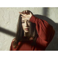 Uru　J-POP界の珠玉の名曲「エイリアンズ」のカバーで聴かせるヴォーカル力！リリックビデオを公開 画像