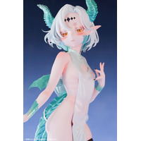 布面積ちっさ…！華奢なボディ＆露わな白肌が神秘的♪ ドラゴン娘がオリジナルフィギュア化 画像