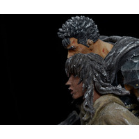 40万円超！「ベルセルク」ガッツとキャスカの過酷な旅路を表現…深まる冬に想いを馳せるスタチューが再登場 画像