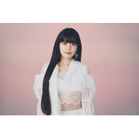 疾走感のある『無職の英雄』OP！花耶「Reincarnation」リリース記念インタビュー 画像