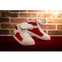 いっけぇぇ!!「名探偵コナン」の“キック力増強シューズ”再販決定！ダイヤル型パーツを回すと…　 画像