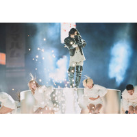 歓喜の声が広がる！米津玄師 伝説の２年連続紅白「IRIS OUT」＆「さよーならまたいつか！」映像が待望の公式アーカイブ化！ 画像