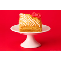 ハローキティ×りんごが大人可愛い＆美味しい♪ クーラーバッグやミニプレートも！焼きたてカスタードアップルパイ専門店「RINGO」コラボ　 画像