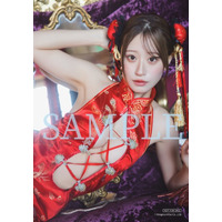 全編コスプレがテーマ!? 猫耳配信者、セクシーチャイナ、白髪男装も…！上西怜、写真集「れーちゃんこれくしょん」イベントの特典写真お披露目 画像