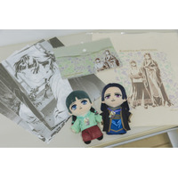 猫猫＆壬氏様のぬいぐるみが新発売♪ 「薬屋のひとりごと」原作展が横浜赤レンガ倉庫にて開催！ 追加コンテンツや新規グッズも目白押し 画像