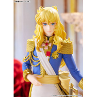 “心は自由だからだ！”「ベルサイユのばら」オスカルが麗しくフィギュア化！ 薔薇を手にした気品あふれる姿に注目 画像