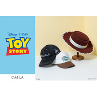 「トイ・ストーリー」ジェシーのハットや、お馴染み“Pizza Planet”がキャップに♪ CA4LAコラボで限定アイテム登場 画像