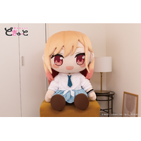 「着せ恋」で、でかすぎる…!! 制服姿の海夢が「超特大ぬいぐるみ」になって登場 画像