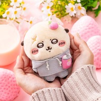 「ちいかわ」ラッコがスウェット姿に!? ハチワレたちは肉まんもぐもぐ♪ 新作マスコット登場 画像