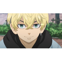 秋アニメ「東リベ 三天戦争編」元の世界に戻ったタケミチ。だが、そこにマイキーの姿はなく…第52話先行カット 画像