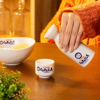 「ちいかわ」くりまんじゅうの新商品が登場！ 光る提灯キーホルダーやおでん皿、アパレルも 画像