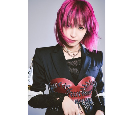 LiSA 15周年イヤーを祝う怒涛の企画発表でファン歓喜！ アルバム