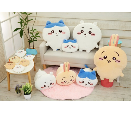 ちいかわ ちいかわ観光 ぬいぐるみS ちいかわ ハチワレ うさぎ3セット ちいかわ」ハチワレ、うさぎたちがBIGクッション、ぬいぐるみに