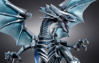 遊☆戯☆王」青眼の白龍、真紅眼の黒竜、インセクト女王が“立体図鑑”に